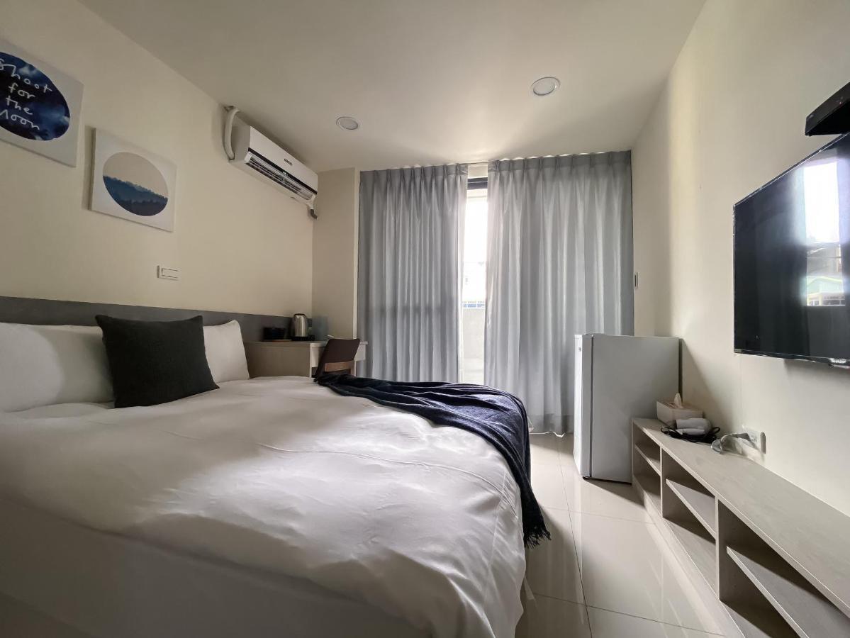 Sleeping Quilt Hotel Taichung Exterior foto