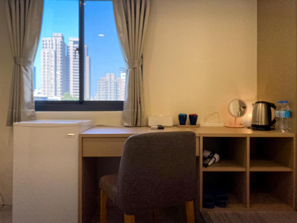 Sleeping Quilt Hotel Taichung Exterior foto
